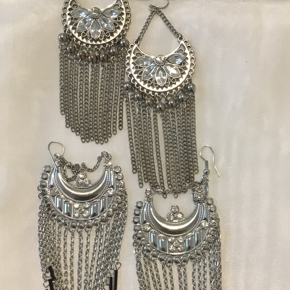 Earrings 2 pair